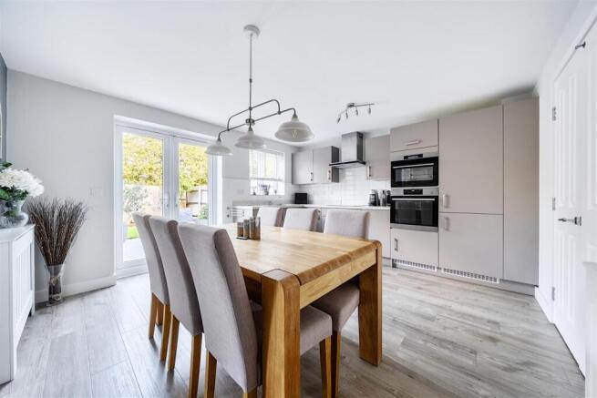 Gloster Road, Lutterworth, LE17 photo 2
