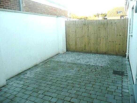Rear Patio Courtyard
