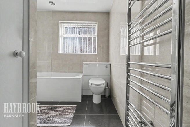 3 bed Detached Bungalow for sale Image 12