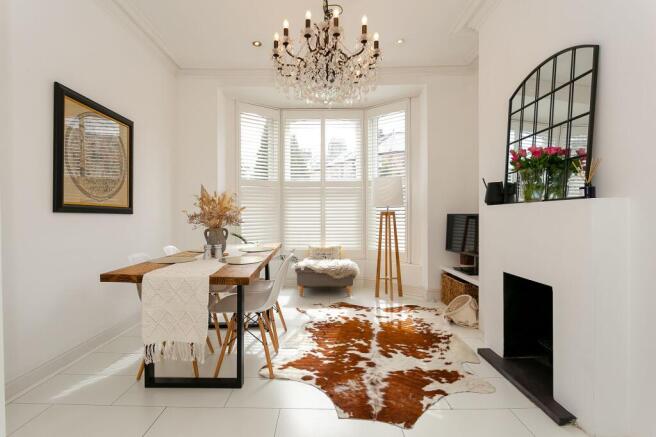 2 bed Apartment to rent Image 9