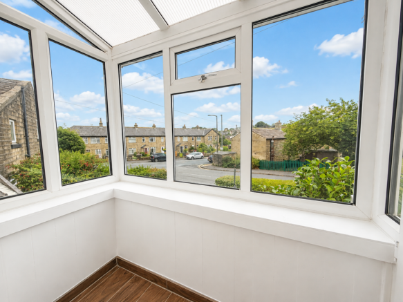 3 bed Semi-Detached for sale Image 11