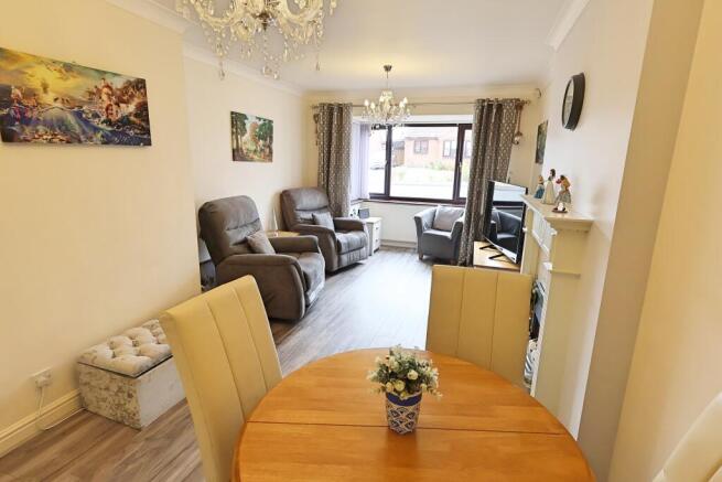 Compton Drive, Creswell, Derbyshire photo 4