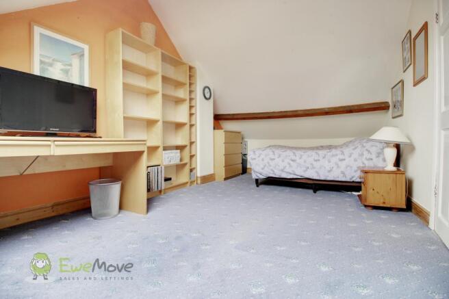 Bedroom 3 (Double)