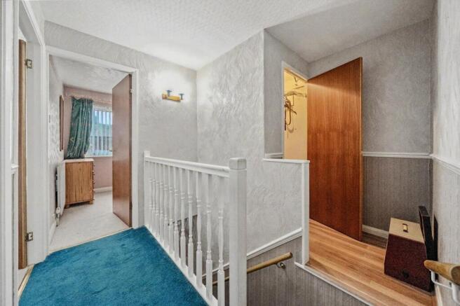 3 bed Terraced for sale Image 11