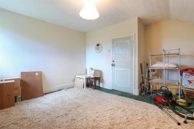 Bed6.2.jpg