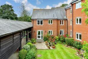 15, 10 Watermill Court, Springwell, Havant PO9 1ED