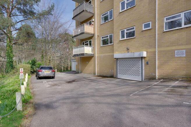 Visitors Parking (+ Undercroft Access)