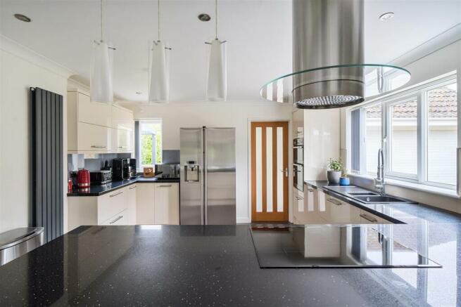 Kitchen/dining area.jpg