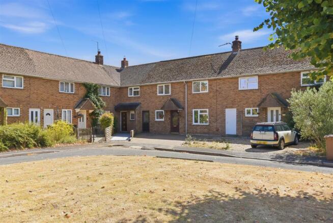 5 Elm Close 2574-1.jpg