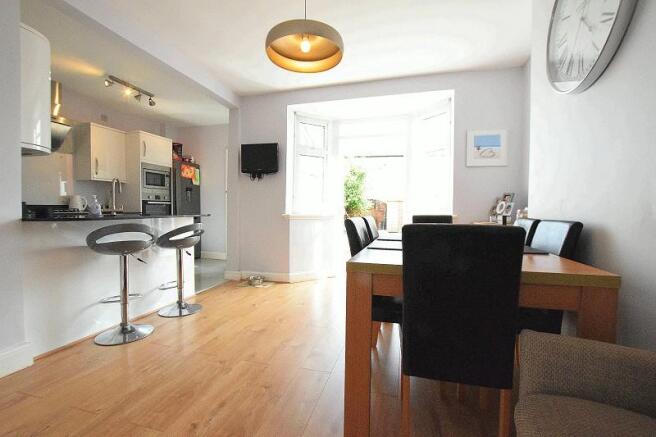 Kitchen/Dining Area
