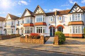 125a, Leigh Hall Road, Leigh-on-sea SS9 1QY