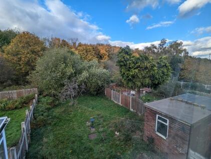 Treetown Crescent, Treeton