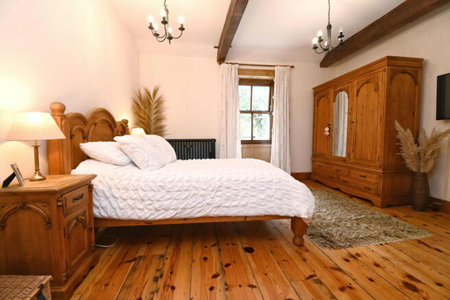 3 bed Manor House for sale Image 12