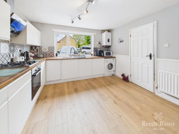4 bed Terraced for sale Image 10