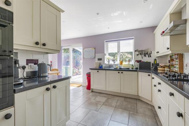 Kitchen/Dining Room