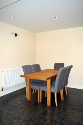 Living Dining Area