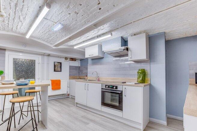 st-james-s-street-ng1-6fj-958719