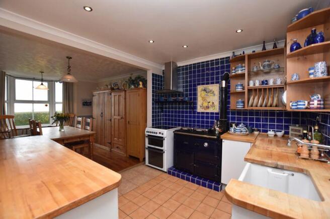 KITCHEN/DINER