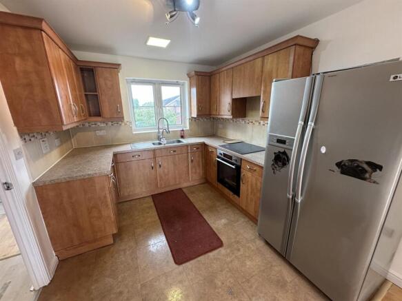 Modern 3/4 Bedroom Townhouse in Newport, NP19
