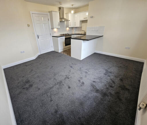 1 bed Flat to rent Image 4