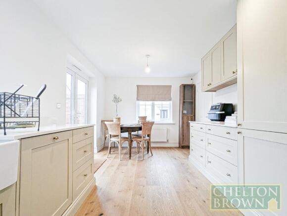 Kitchen/Dining Room