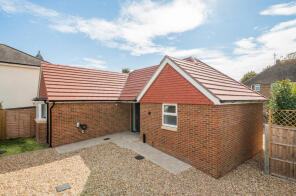 2, Sea Lane, Worthing BN12 5DS