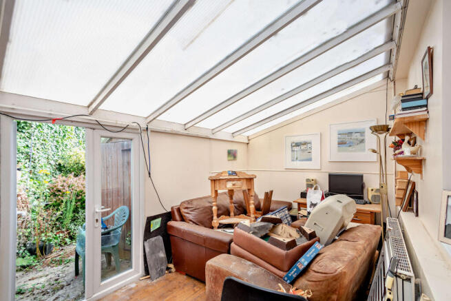 3 bed Terraced for sale Image 6