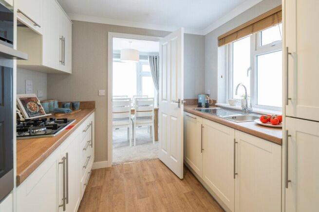 2 bed Park Home for sale Image 6