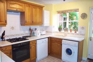 Fitted Kitchen