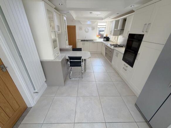 Modern Breakfast Kitchen
