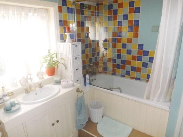 Photo 8
