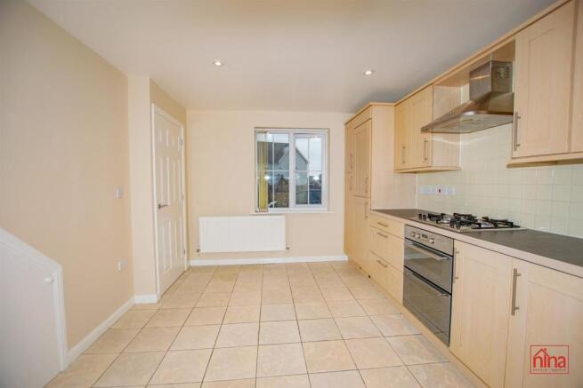 Kitchen/Dining Area