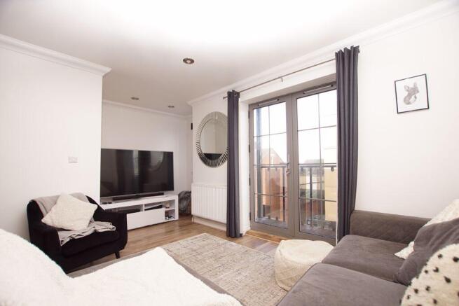 Open Plan Lounge/ Kitchen/ Breakfast ...