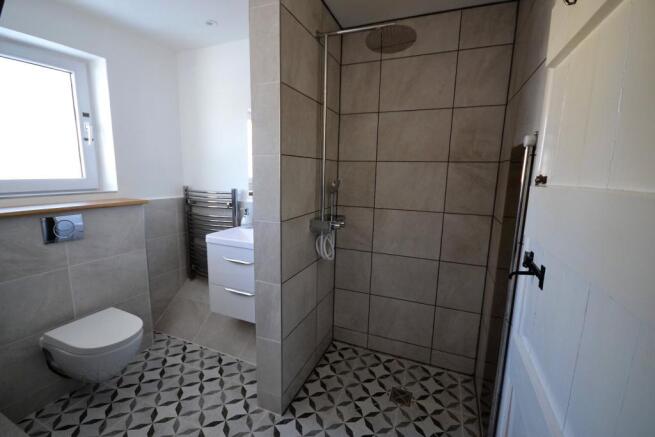 Bath/Shower Room