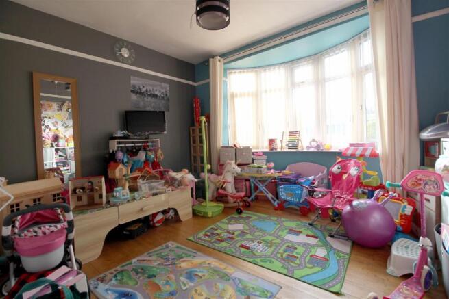 Playroom/Bedroom 4