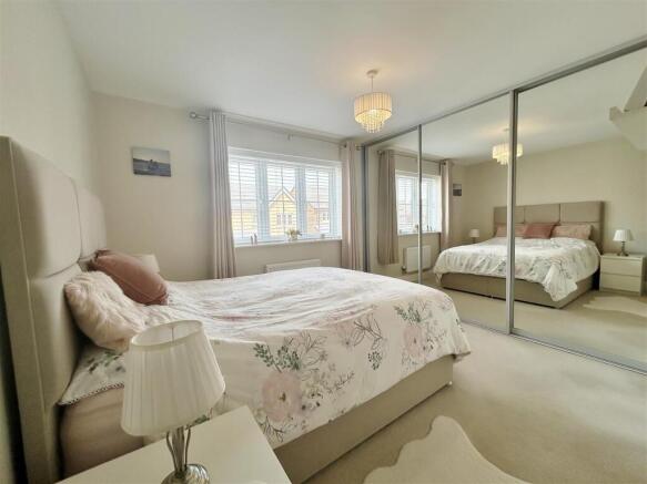 3 bed Detached for sale Image 8