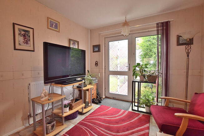 3 bed Terraced for sale Image 10