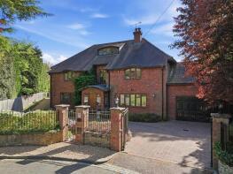Oak Bank, West Common Close, Harpenden AL5 2LJ