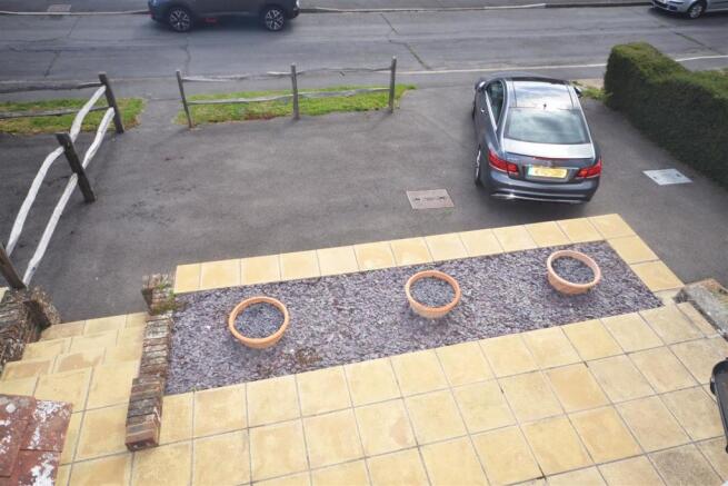 Driveway - Copy - Copy.JPG