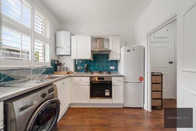 Flat 2, 55 Lambert Road SW2 5BB-8.jpg