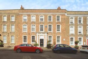 3, 10, Castle Street, Bridgwater TA6 3DB