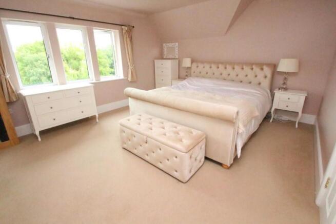 Bedroom 1.JPG