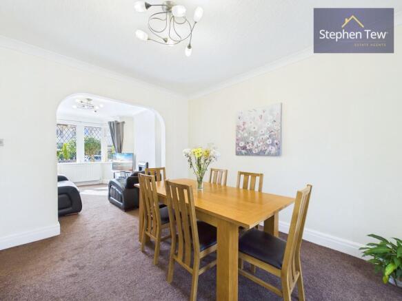Living/Dining Room