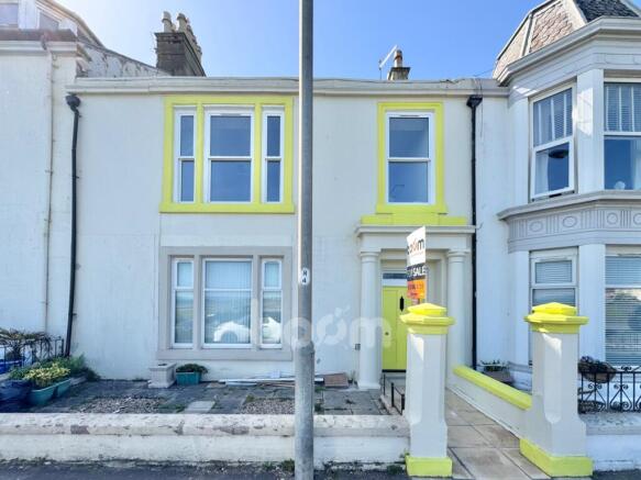 Arran Place, Ardrossan four bedroom apartment