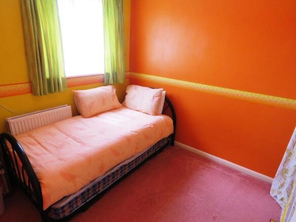 bed 2.JPG