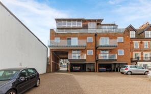 3, Tides Reach, Birmingham Road, Cowes PO31 7NU