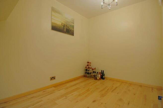 2 bed Semi-Detached for sale Image 11