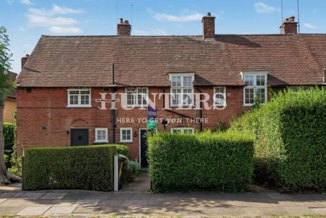 Falloden Way, Hampstead Garden Suburbs, London, NW11