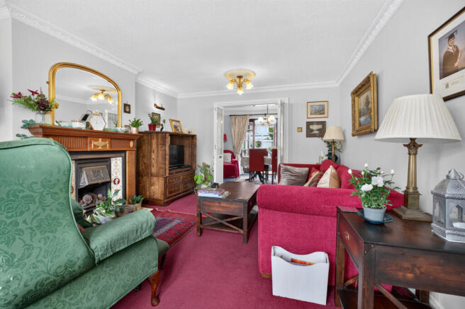 Living Room (2)
