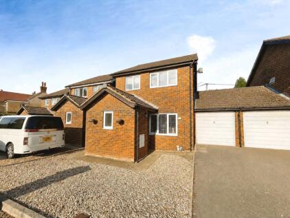 Denby Dene, Ash, Surrey, GU12
